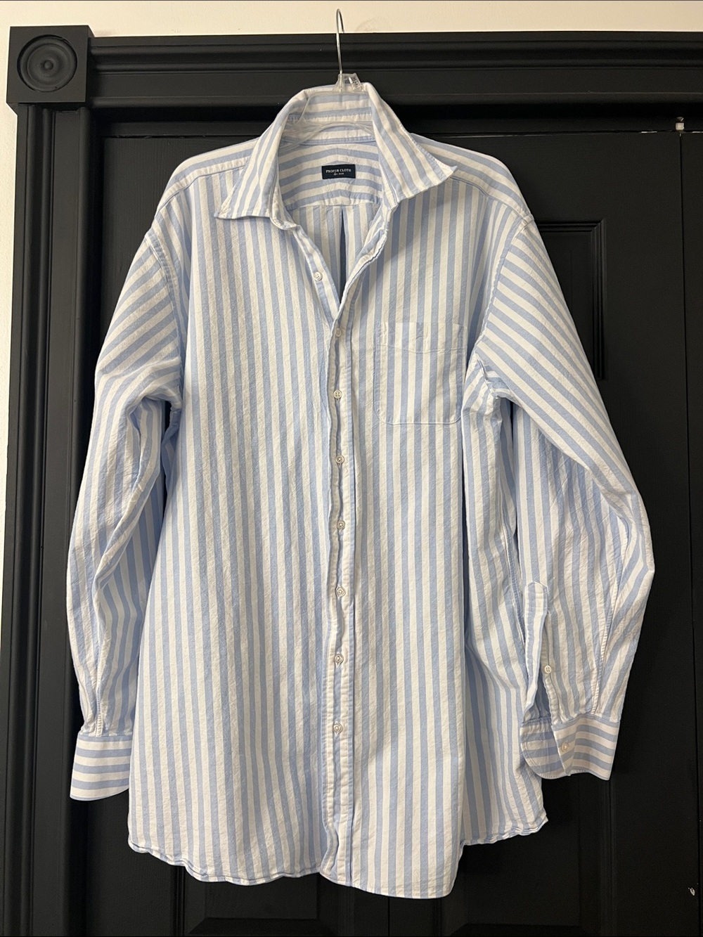 Men's Casual Vertical Stripe Button-Down Shirt — Light Blue & White